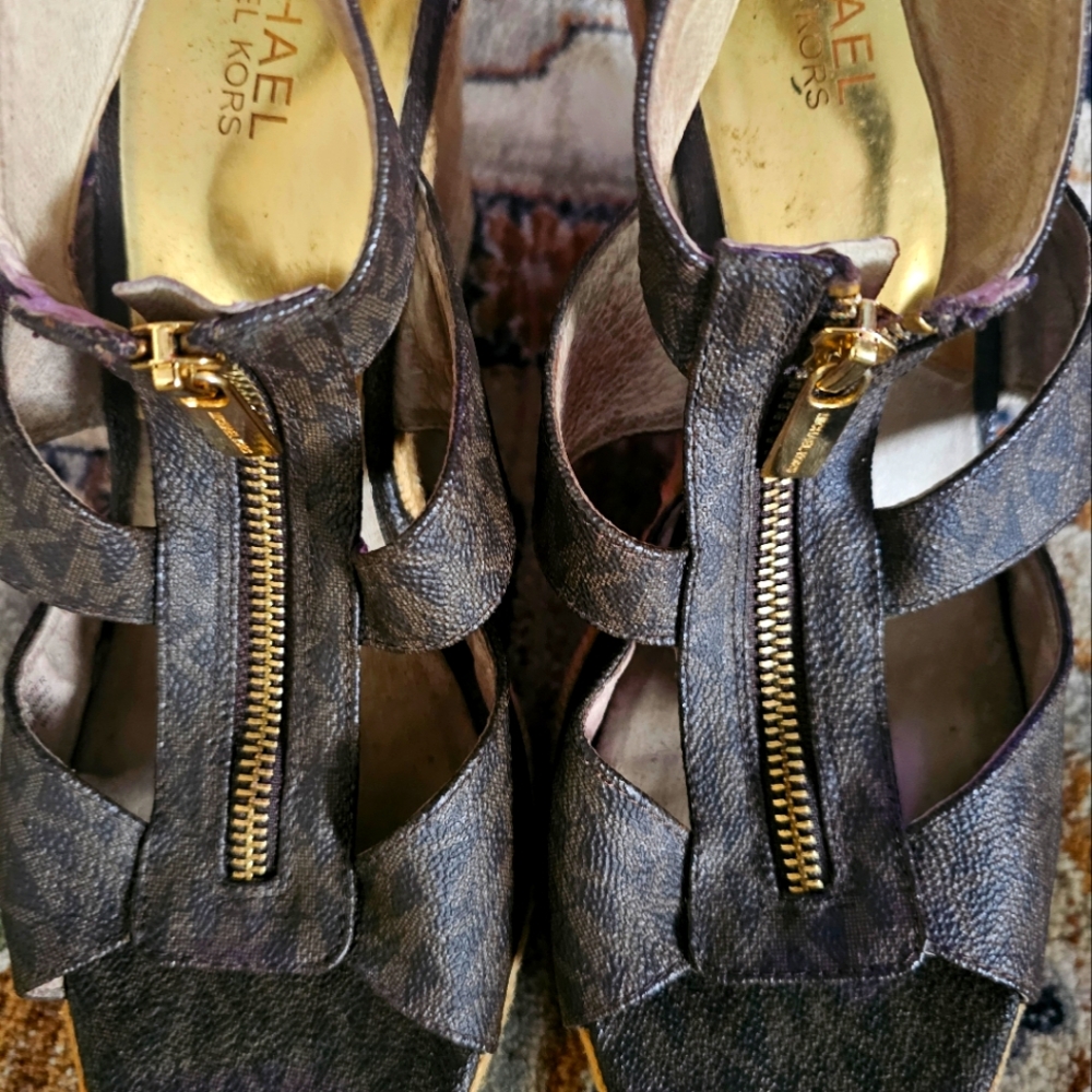 MK Brown Monogram MK Zip up wedges